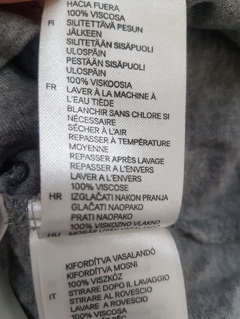 H&M T-shirt: T-shirt manche longe H&M – Usato da Châtelaine venduto da kbabs 4