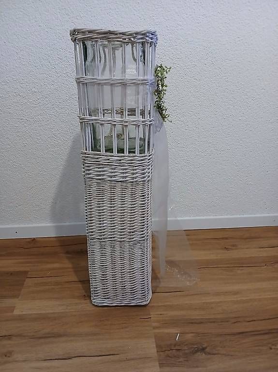 Lanterne: Säule aus Weide geflochten mit Laterne – Usato da Rickenbach LU venduto da Bubbliiiii 1