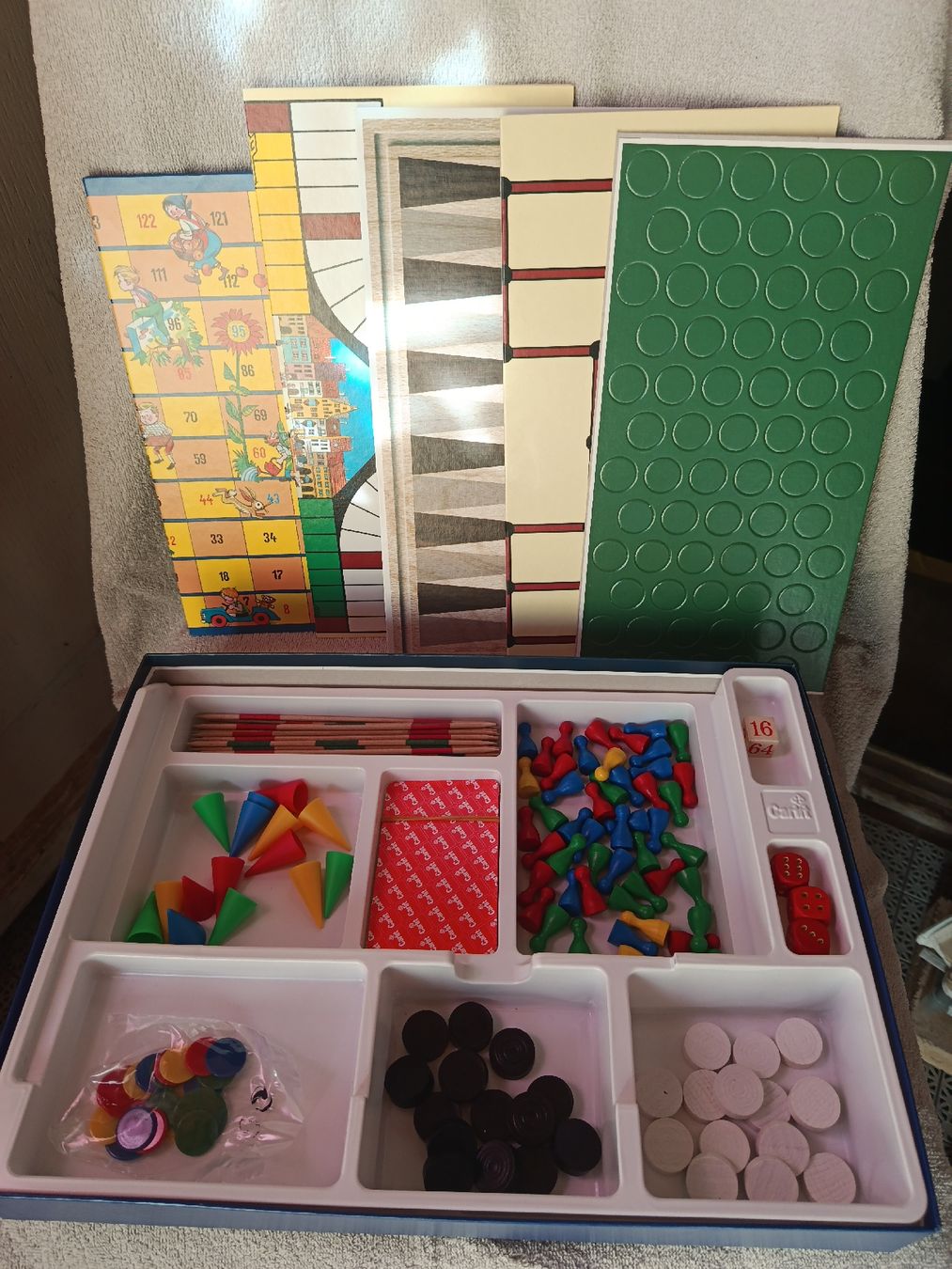 Carlit Giochi: Spielemagazin  – Nuovo (secondo la descrizione) da Aarwangen venduto da GiLANi 1