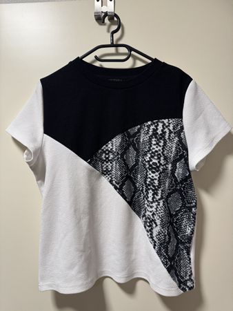 SHEIN Damen Shirt Gr. M schwarz weiss Schlangenmuster