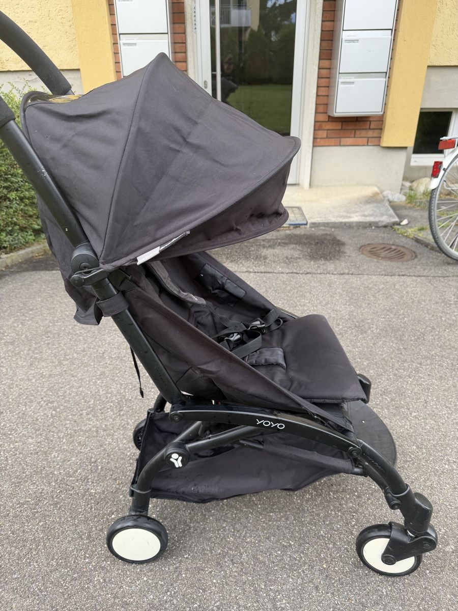 Babyzen Carrozzine: Babyzen YOYO Stroller Black.  – Usato da Zürich venduto da Elh_sunny 1