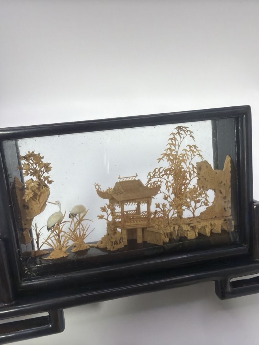 Tutte le decorazioni: Diorama paysage Chinois sculpté à la main  – Usato da Bôle venduto da K200C 4