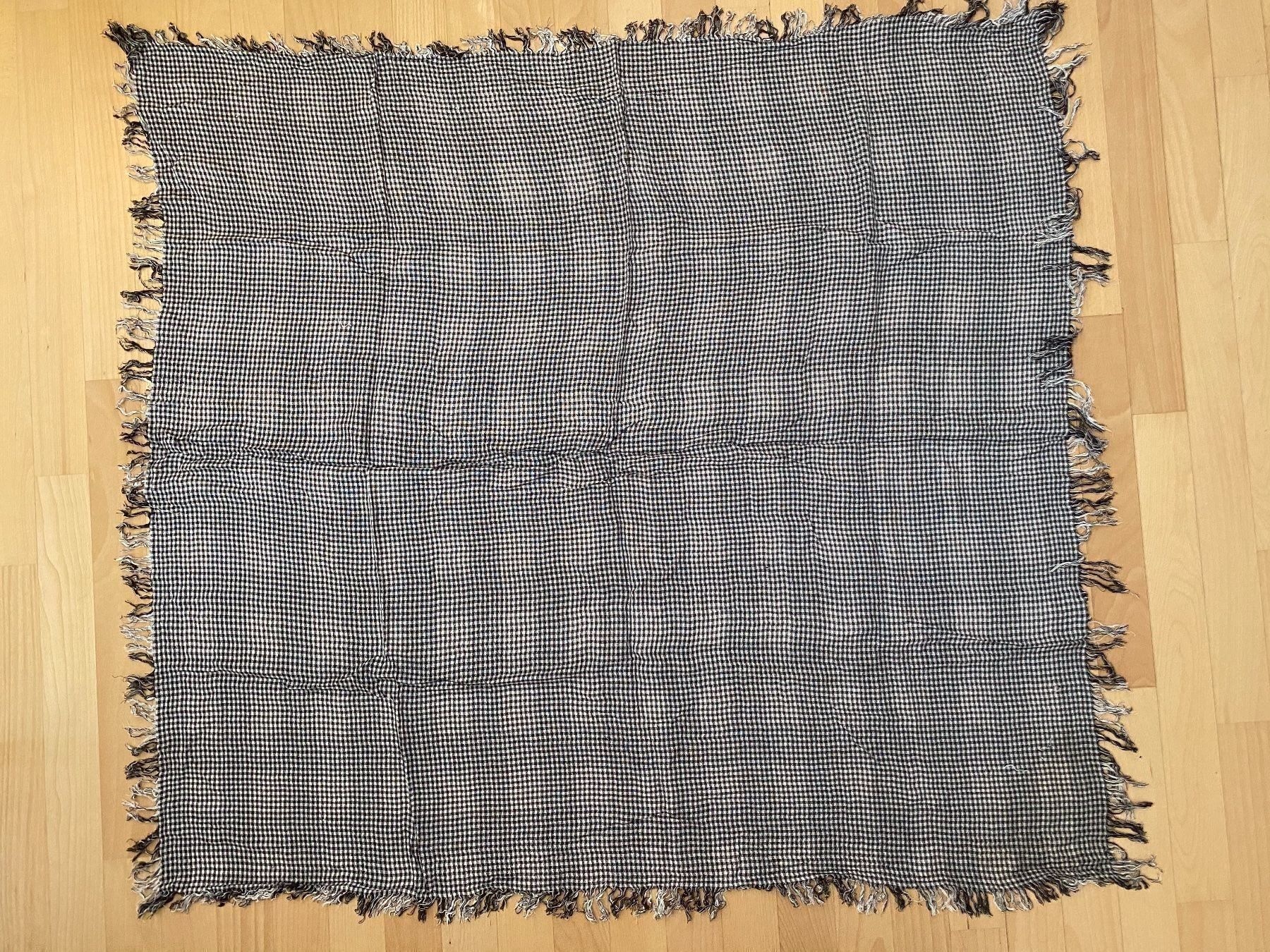 Foulard & Sciarpe: Zweiseitiger Schalm – Usato da Zürich venduto da nadyasuv 1