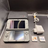 New 3DS XL Schwarz mit Tasche, Ladegerät & 2 Spielen