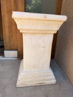Säulenständer weiss Terracotta 53cm hoch