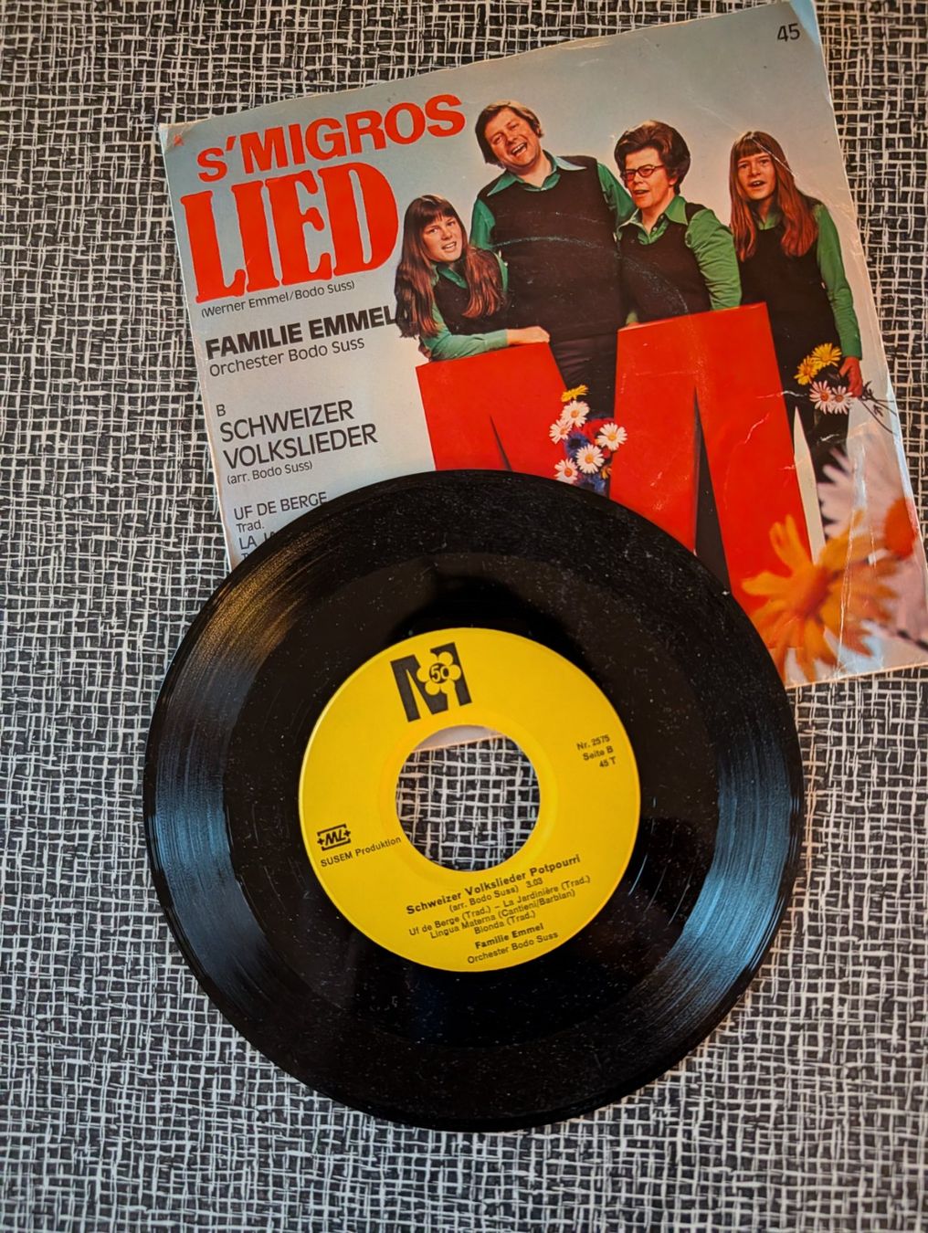 Schallplatten: S'Migros Lied / M-Fruehlingslieder, 2xSingle – Gebraucht aus Nänikon von Haexli_70 1