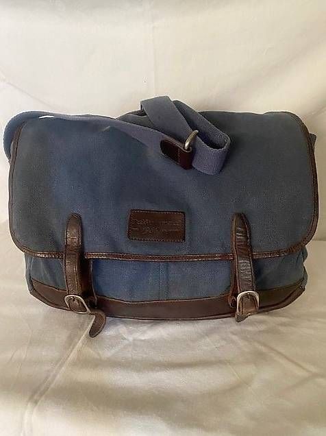 Borse: *PEAK PERFORMANCE* Messenger Umhängetasche – Usato da Zürich venduto da doris001