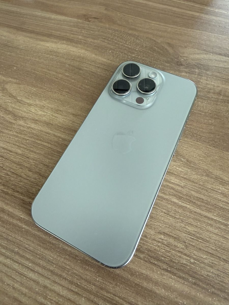 Apple Telefoni cellulari / Smartphones: iPhone 16 Pro 256GB – Usato da Küsnacht ZH venduto da SusannIsrael 4