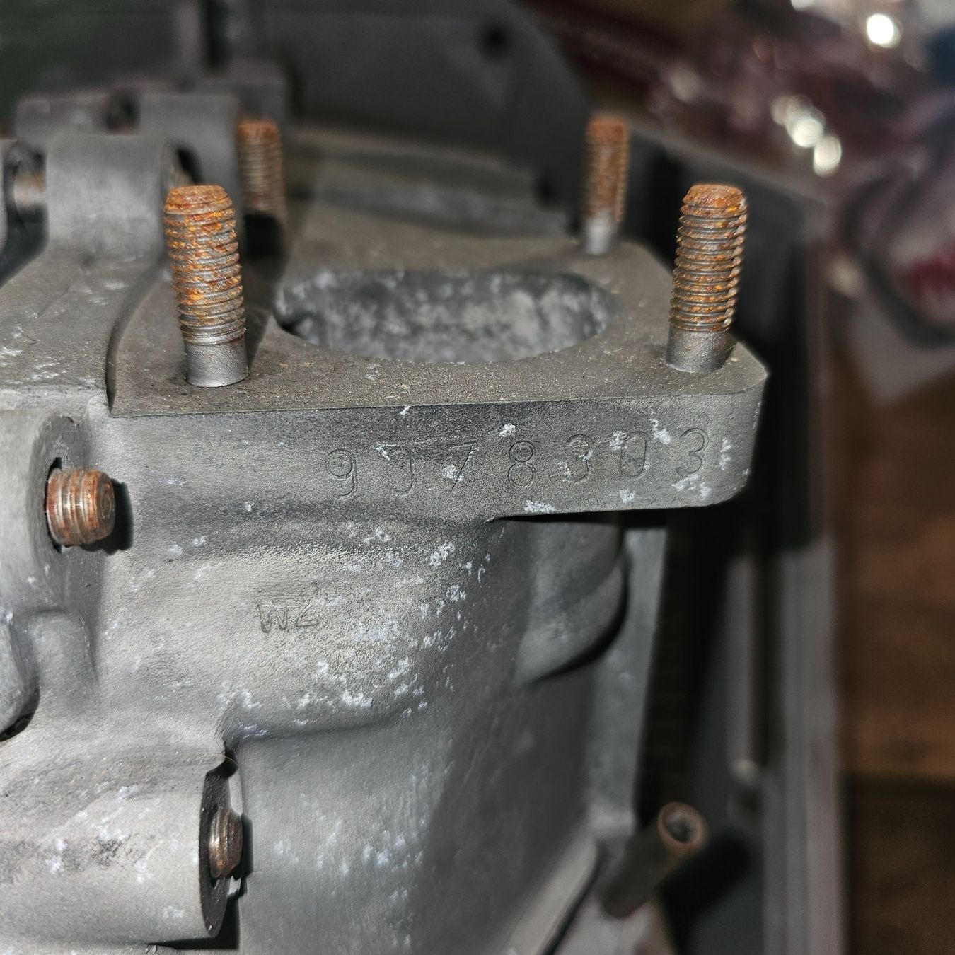 Tutti pezzi di ricambio auto: Vw käfer motor / ersatzteile – Usato da Wangen SZ venduto da inf_2dv5 6