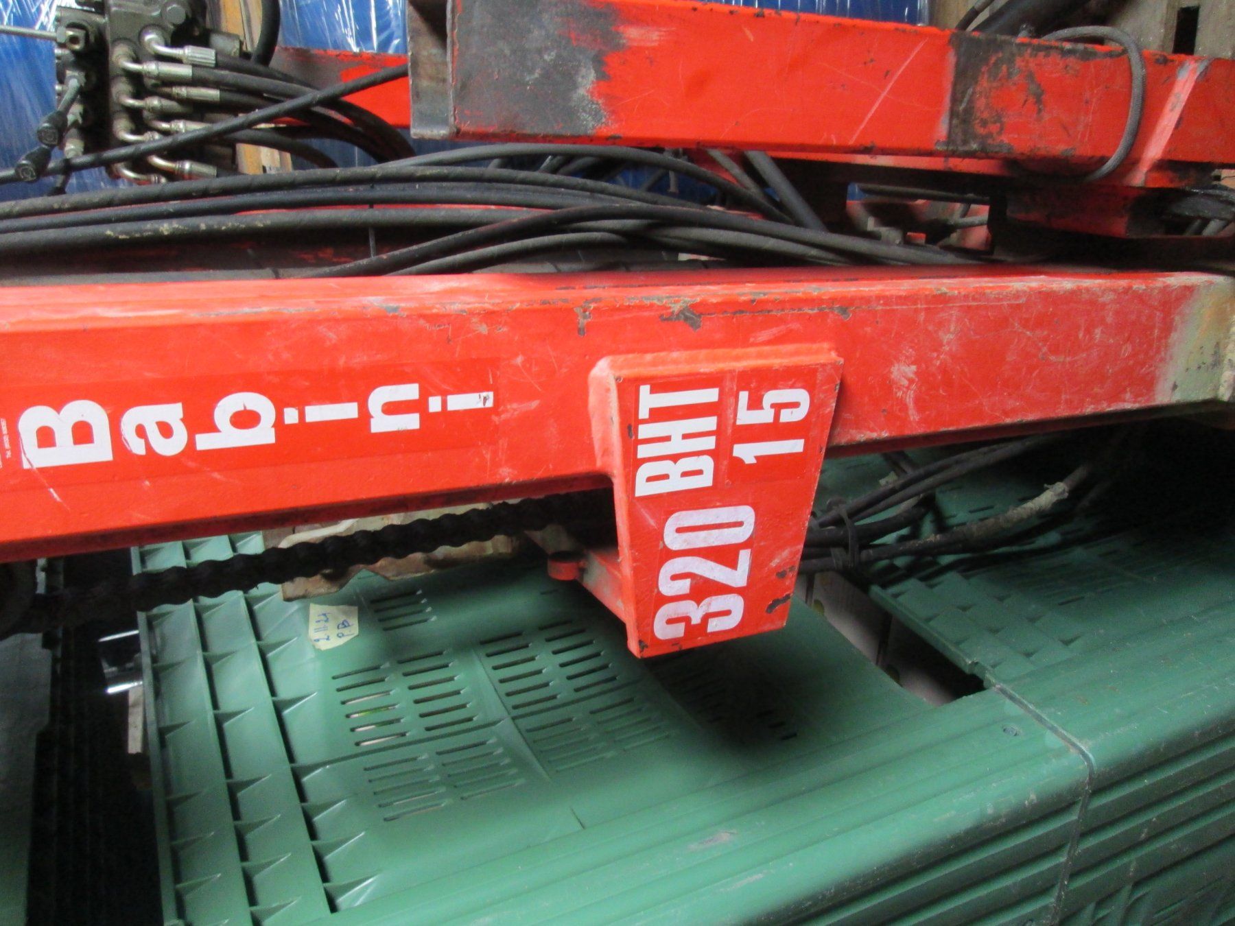 Carrelli elevatori e a forche: Pelle  pour élévateur – Usato da Borex venduto da Pcats 4