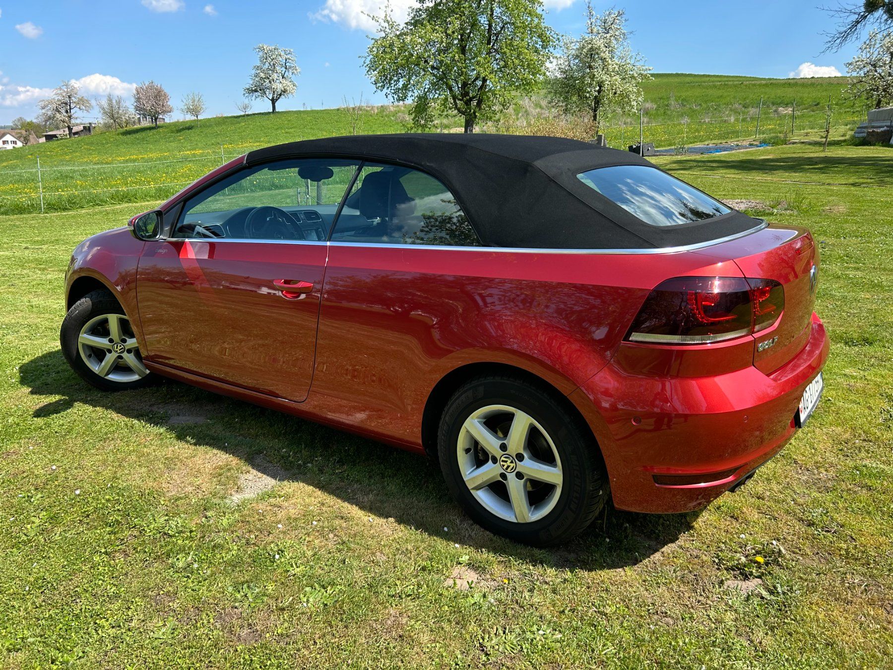 VW Automobili: VW Golf Cabriolet 1.4 TSI Design – Usato da Ehrendingen venduto da Brixli 2
