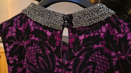 Haut Alfani taille M - Imprimé floral et col orné