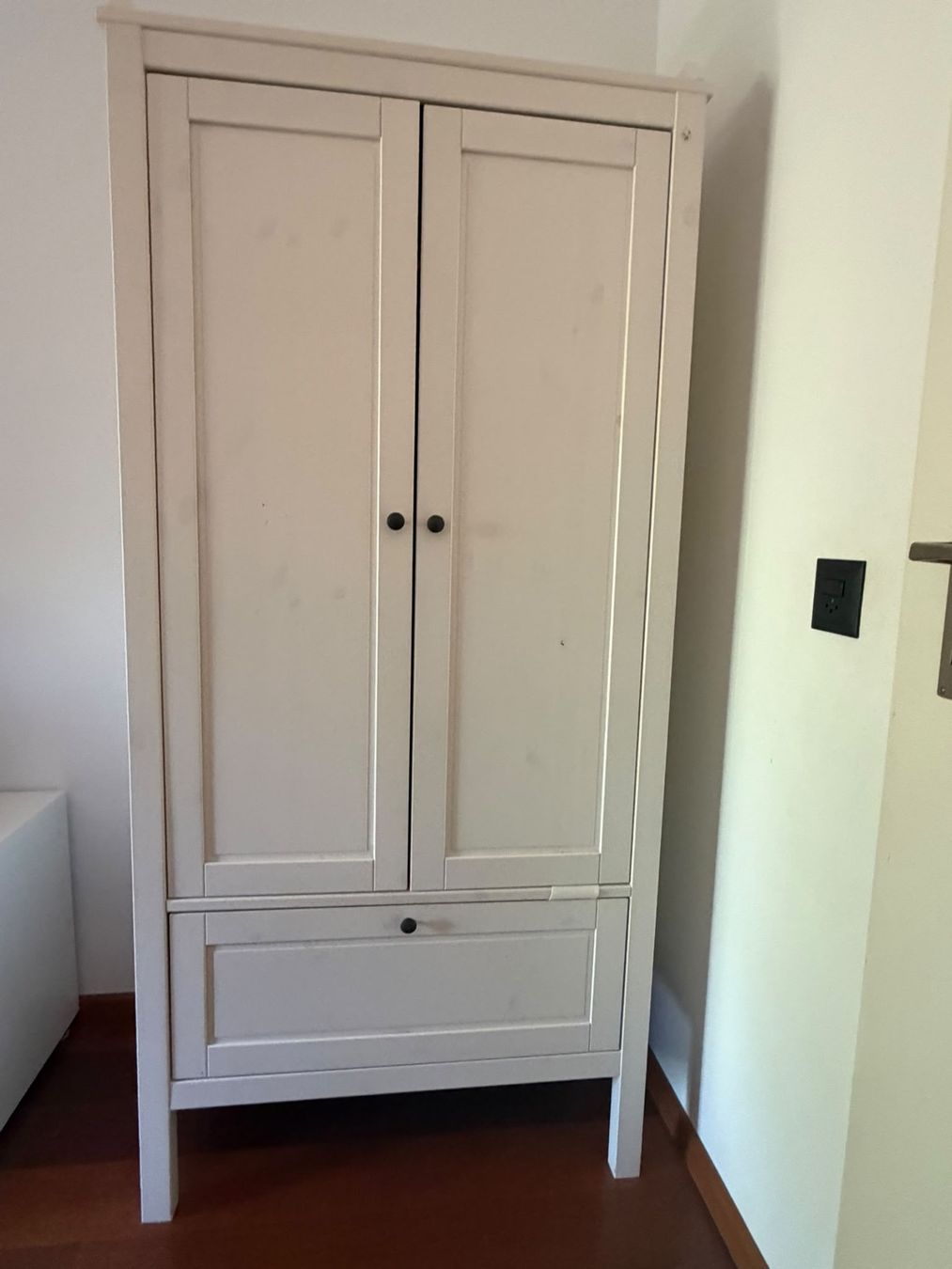 Ikea Schränke: Kleiderschrank – Gebraucht aus Oberwil BL von san_fmw8