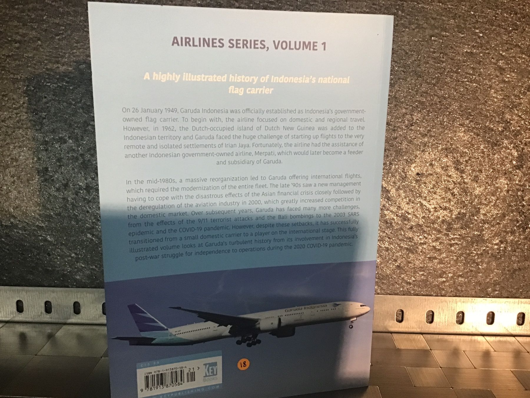 Libri: BUCH GARUDA INDONESIA – Usato da Männedorf venduto da Spezial-Modelle 2