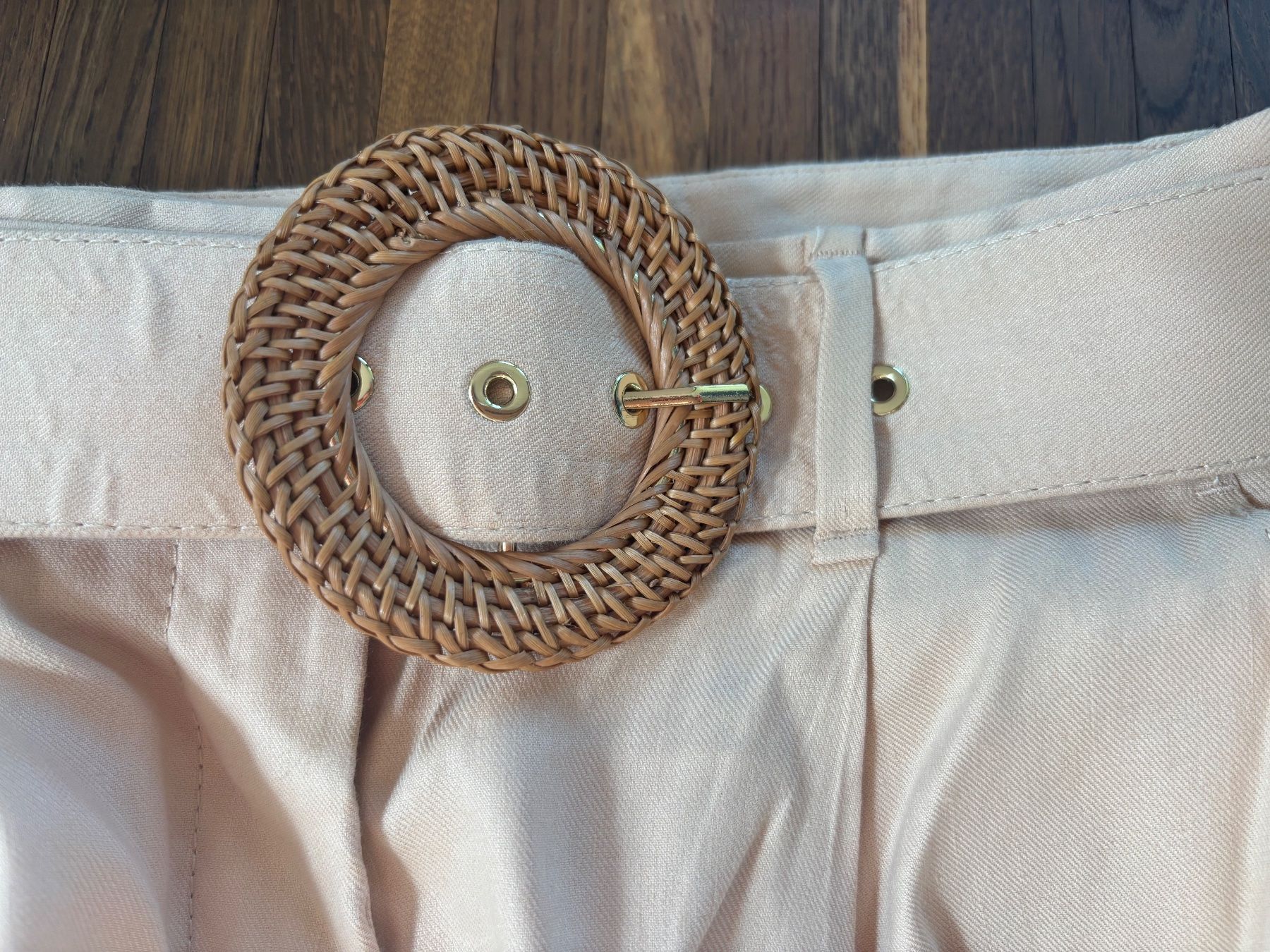 Zimmermann Pantaloni: Zimmermann shorts Leinen Beige, 0/ CH34 – Nuovo (secondo la descrizione) da Herrliberg venduto da mayfi 2