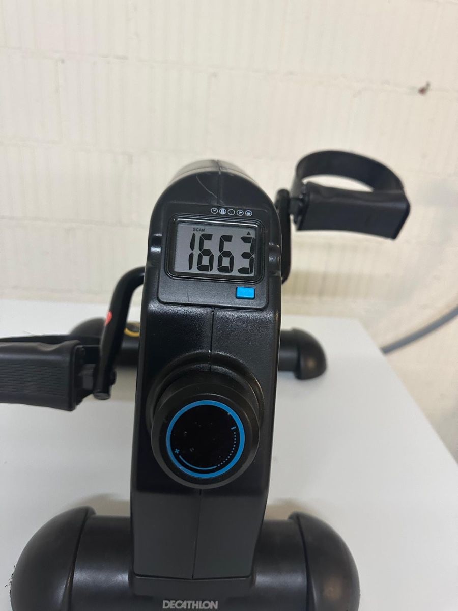 Hometrainer: DOMYOS 100 Mini-Heimtrainer – Perfekt fürs Training! – Gebraucht aus Moosseedorf von ram_c65w 1