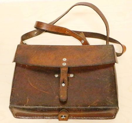 Original Schweizer Armee Leder Kartentasche