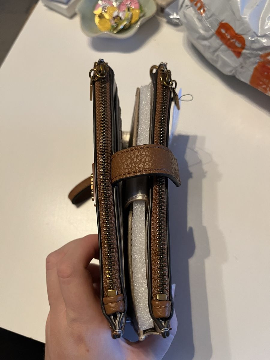 Guess Portafogli: Guess Portmonee braun – Nuovo e nell'imballaggio originale da Gockhausen venduto da Lali013 4