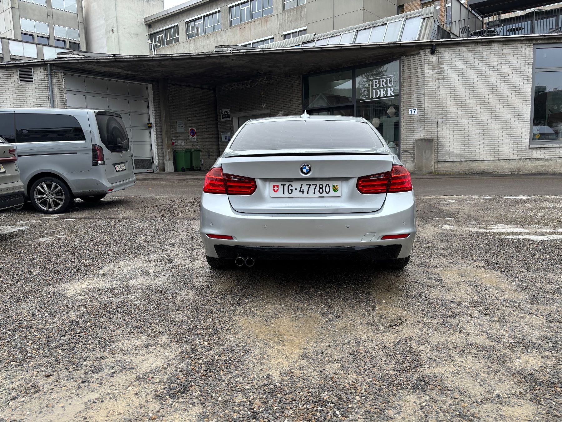 BMW Automobili: BMW 328i xDrive – Usato da Frauenfeld venduto da hol_rdx9 2