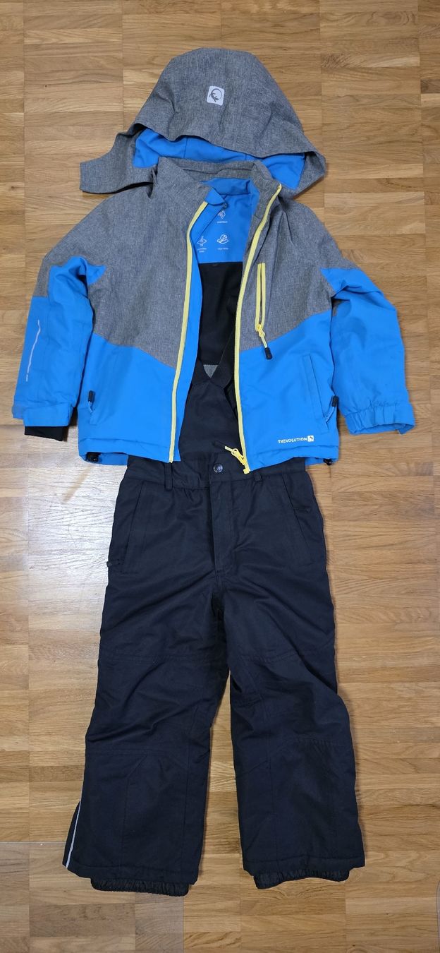 Ensembles: Skianzug Gr 104 – D'occasion à Stäfa par Espresso_Macchiato