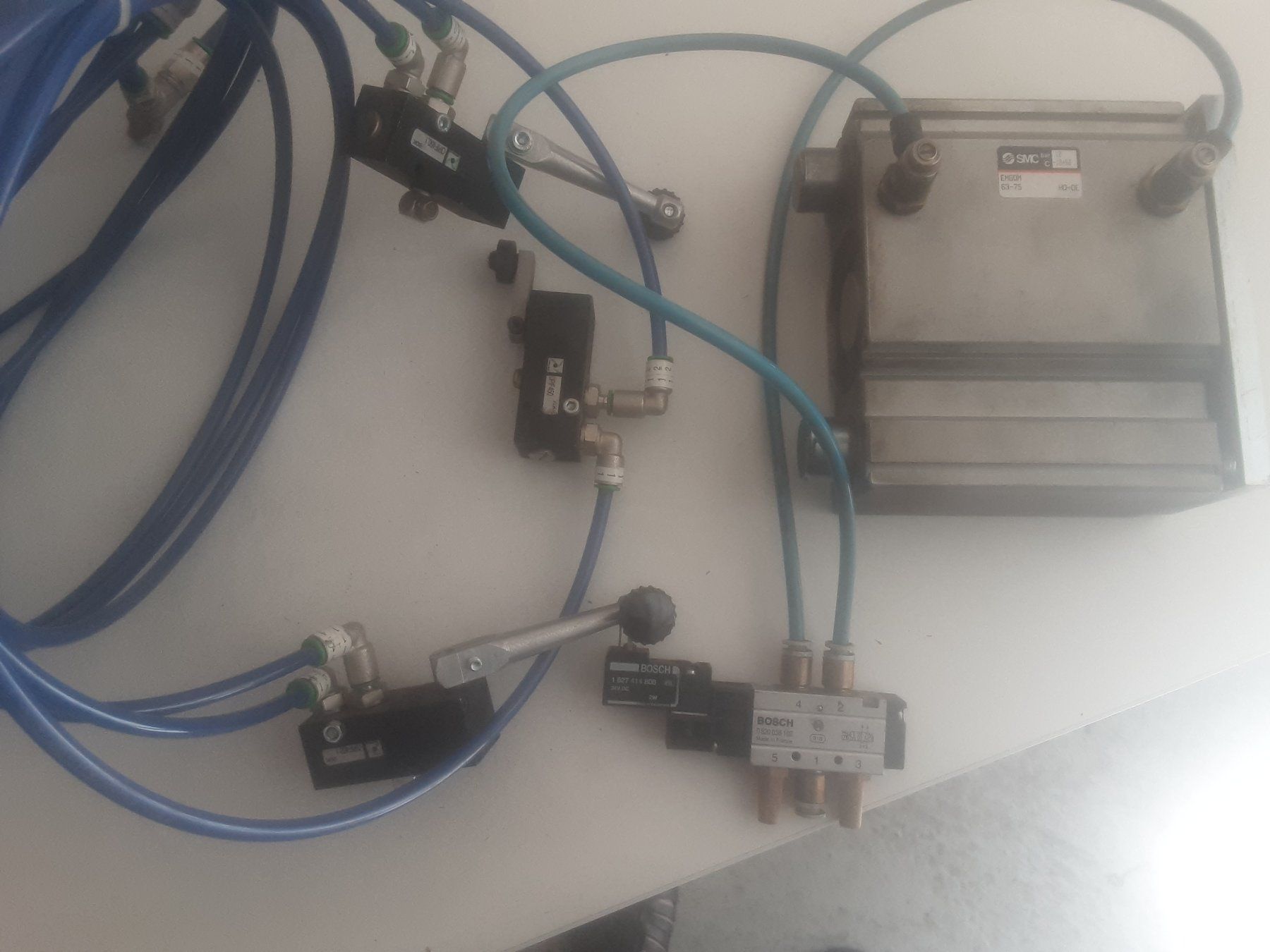 Altro per industria metallurgica: Hubeinheit pneumatisch – Usato da Rüttenen venduto da Horo0