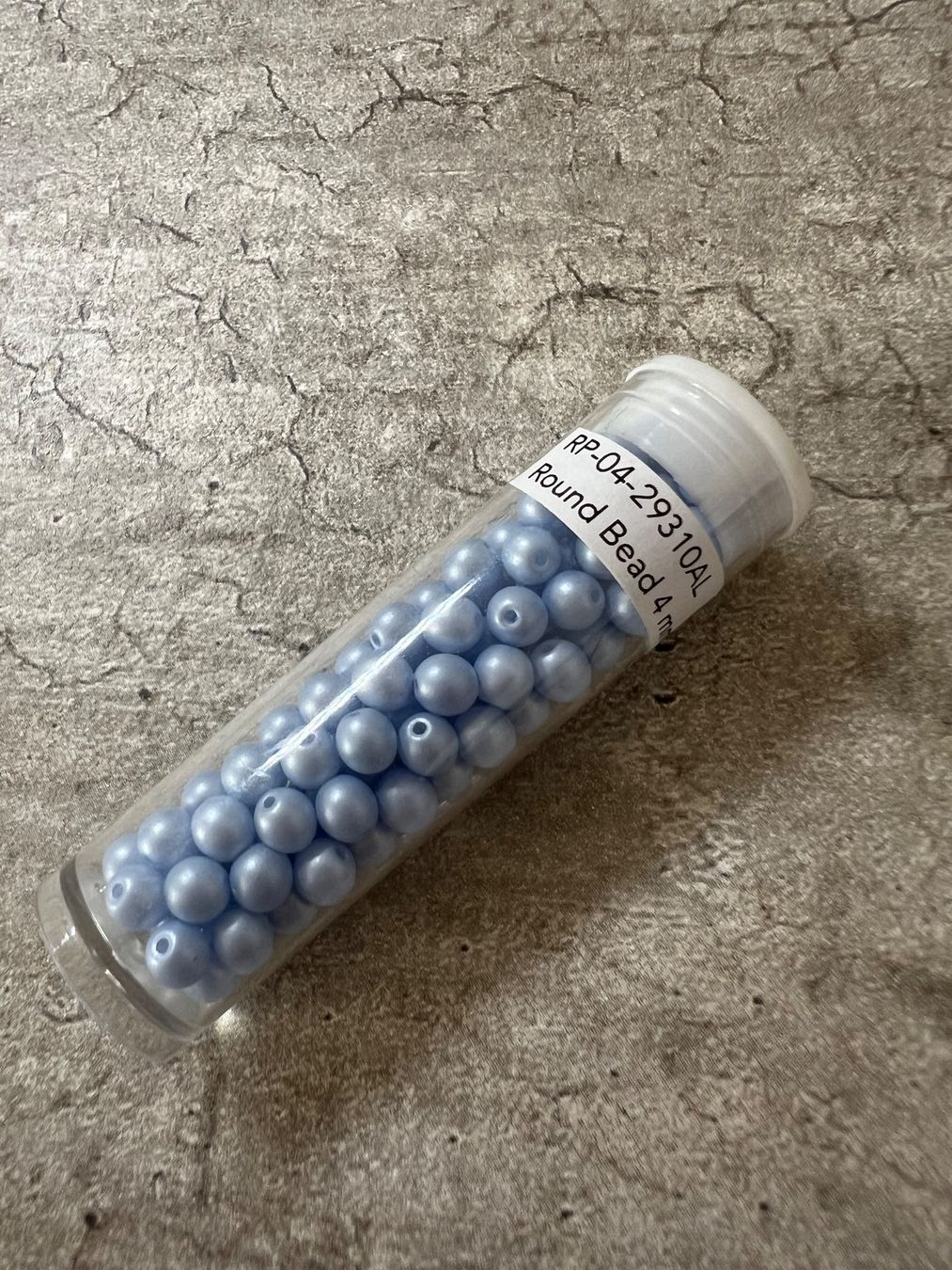 Perles (synthétiques): Glasperlen - 4 mm - Powdery Pastel Blue / Tschechien – Neuf avec emballage d'origine à Stein AG par Anastasia_Asya 1