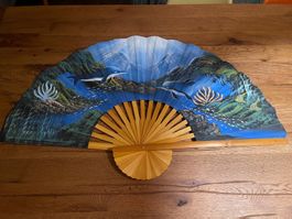 Handbemalter Wunderschöner Wandfächer mit Delfin-Motiv 100cm