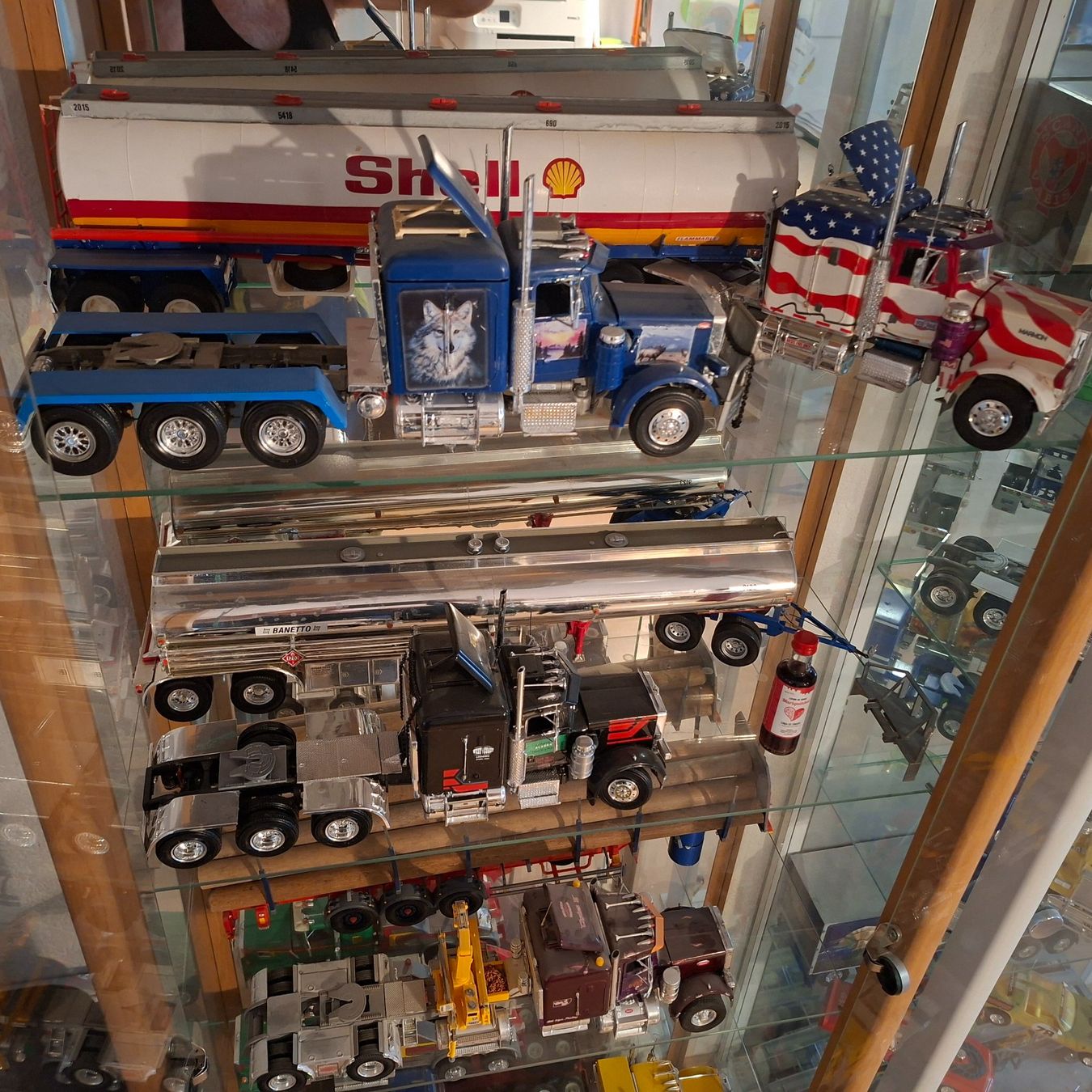 Revell Kit di modellismo & Modellini statici: TRUCKS. USA  1/25 – Usato da Bavois venduto da Pafly63 3