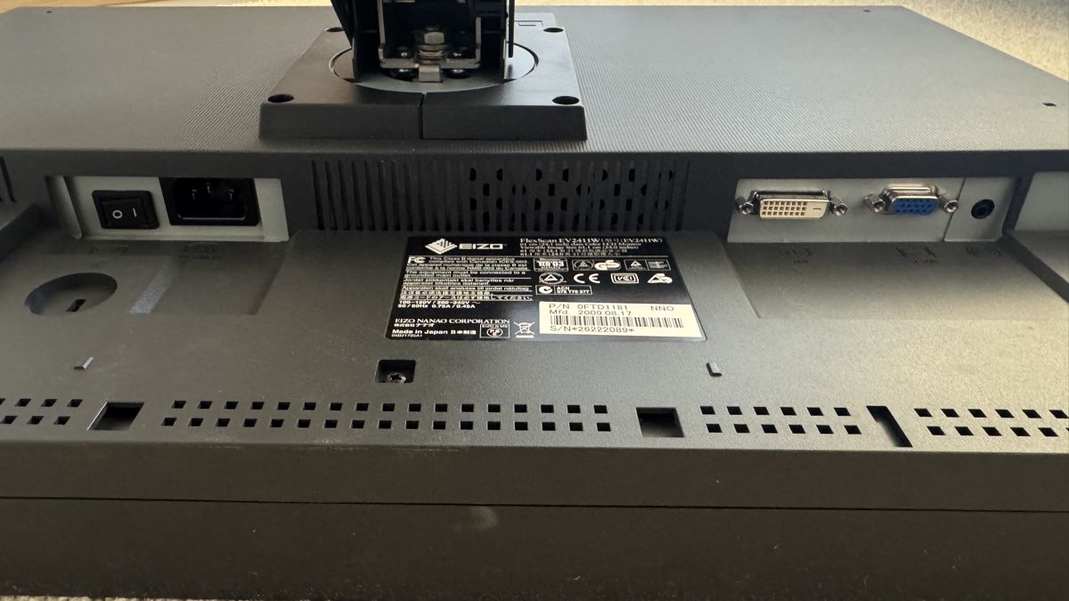 Monitor: EIZO FlexScan EV2411W – Usato da Scuol venduto da Andrew6800 2