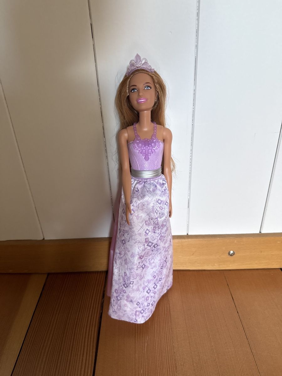 Giocattoli: Barbie Prinzessin – Nuovo (secondo la descrizione) da Schaffhausen venduto da Choliday