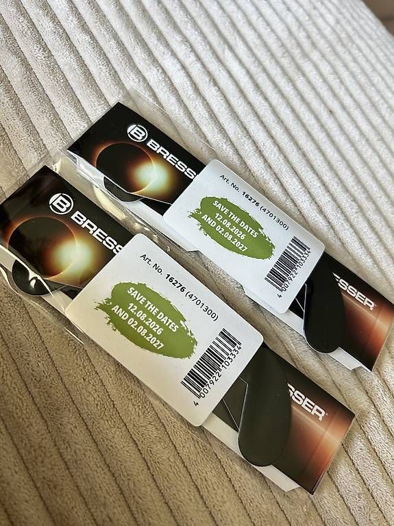 Brillen & Gläser: Sonnenfinsternis Brille – Neu und originalverpackt aus Grabs von Saluz_01 1