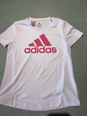 Adidas Sport T-Shirt, Grösse 152, Leicht und Atmungsaktiv