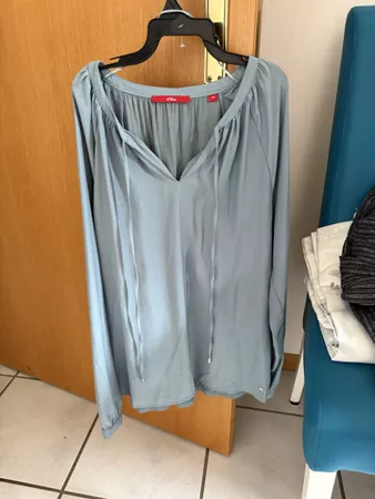 s.Oliver Bluse hellblau Grösse 40 sehr guter Zustand