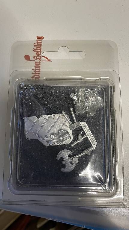 Statuette: Joseph Bugmann Warhammer World Edition – Nuovo e nell'imballaggio originale da Therwil venduto da rubininio