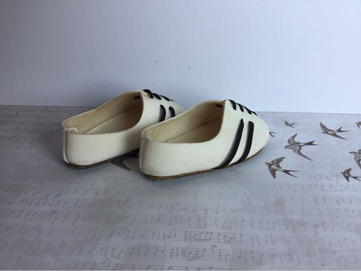 Sasha Morgenthaler Puppen: Alte Sasha Schuhe – Gebraucht aus St. Gallen von chamilla 1