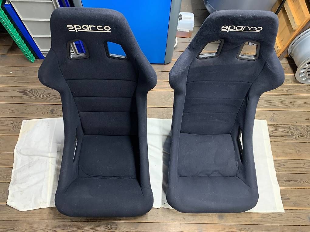 Tutti pezzi di ricambio auto: Sparco Sprint junior Schalensitz , Rennsitz , Simracing etc. – Usato da Bettlach venduto da Mondial8