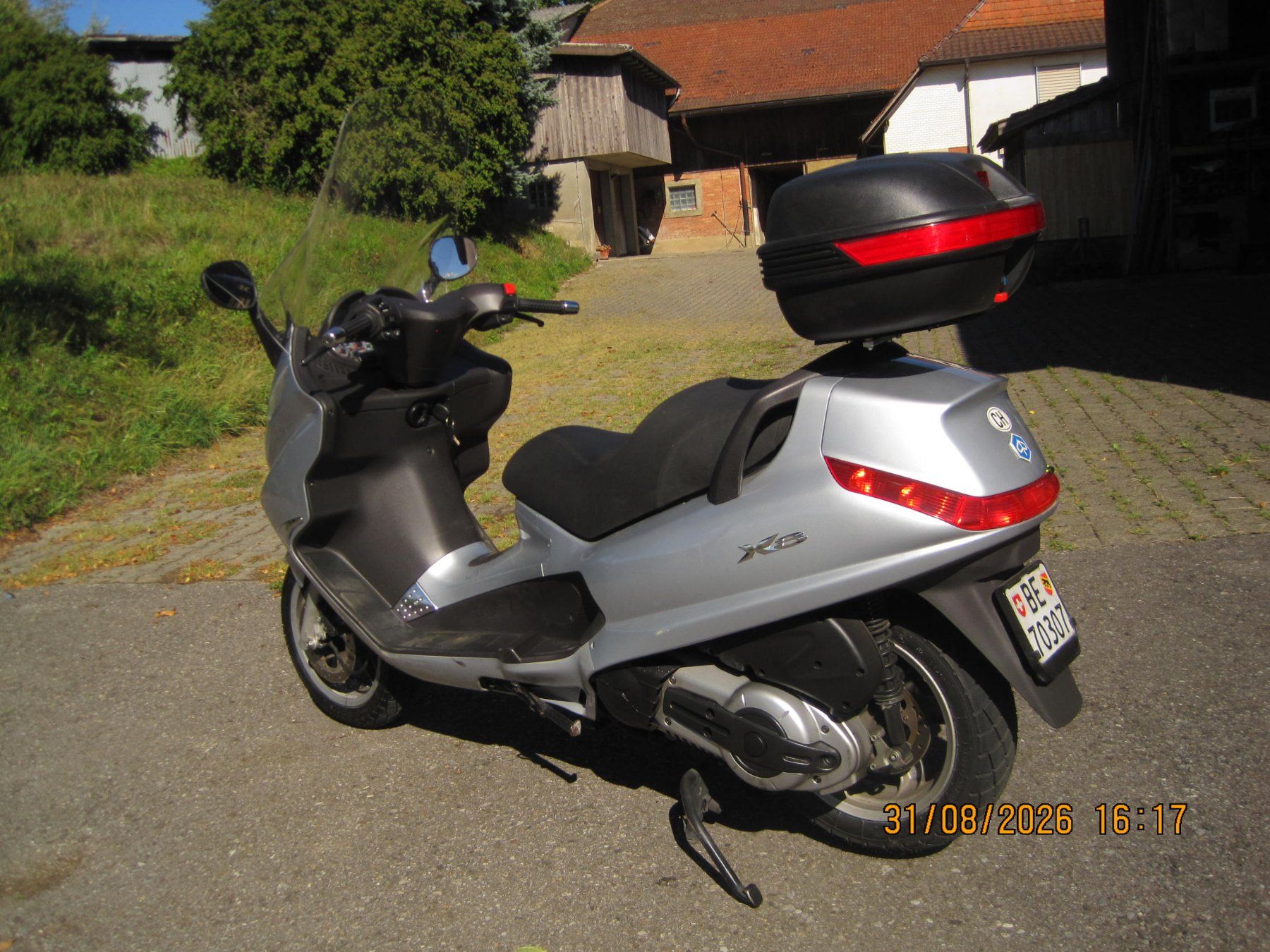 Piaggio Scooter: Roller Piaggio x8 400 i.e. – Usato da Suberg venduto da Hanhasu 1