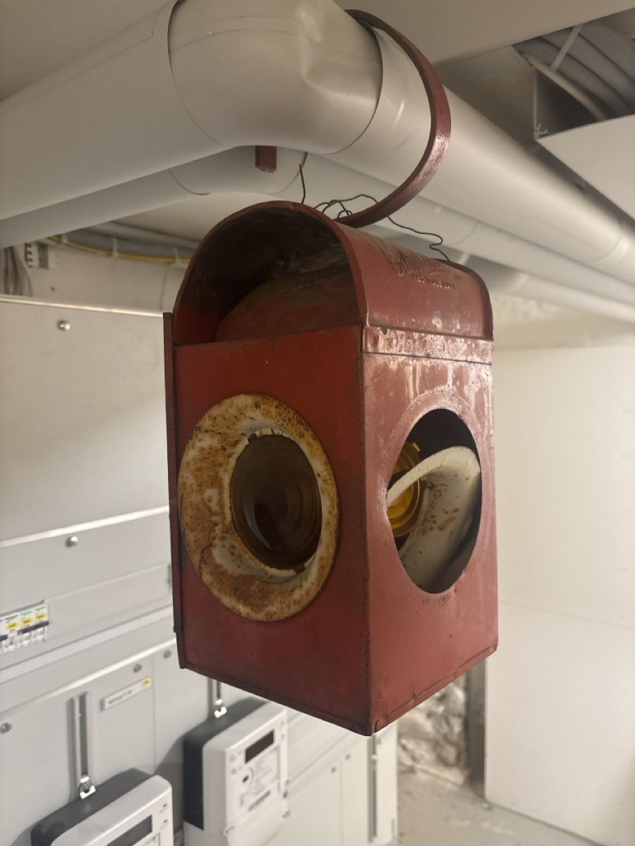 Lampade: Vintage Pendelleuchte / Industrie-Leuchte rot – Usato da Goldach venduto da Richie88 1