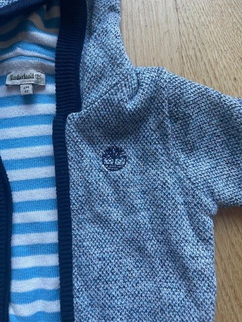 Pullover & Sweatshirts: TIMBERLAND  doppelseitiger Kapuzenpullover Gr. 67 cm (6 M) – Gebraucht aus Basel von PinkPong 2