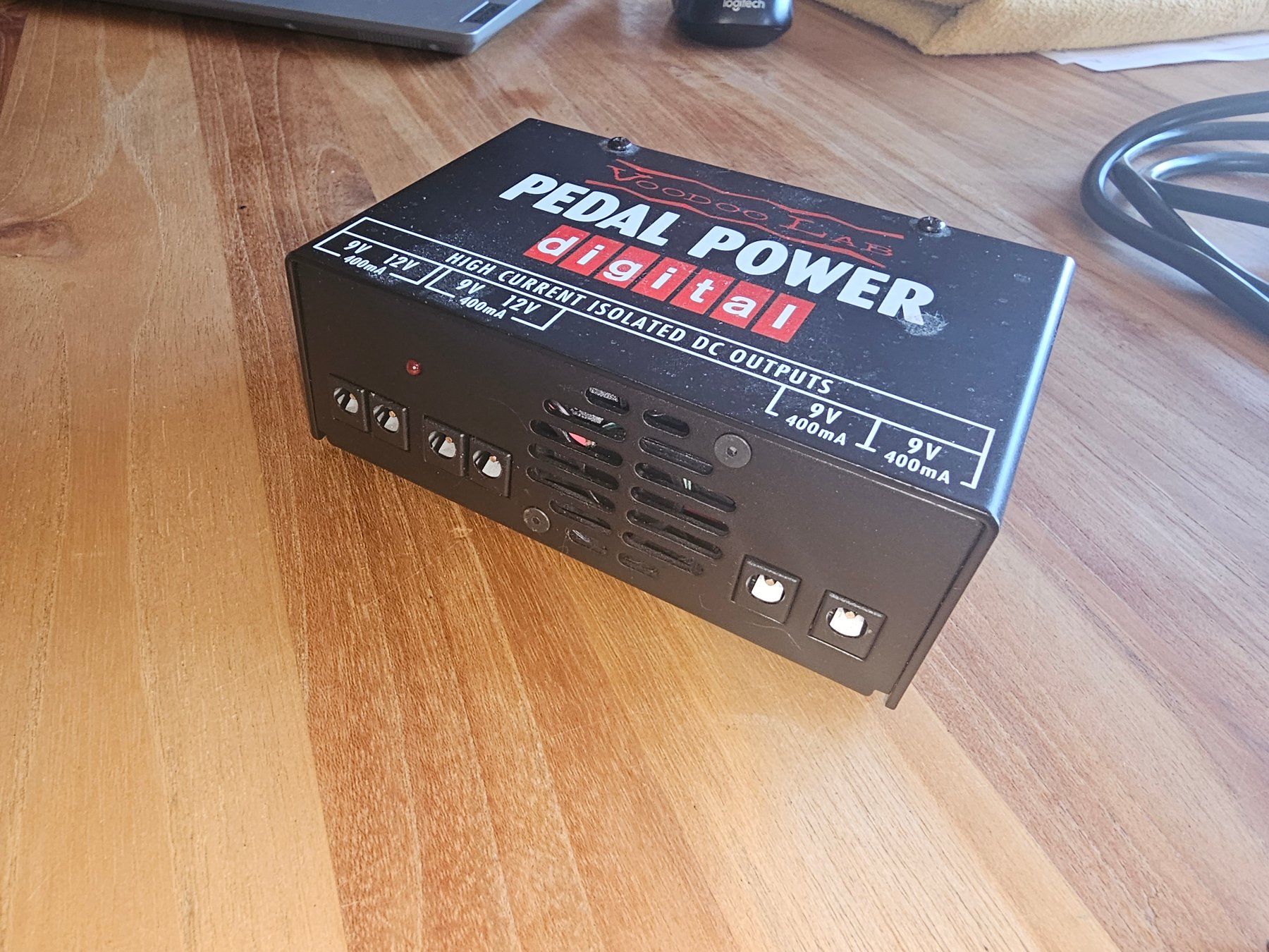 Stromzufuhr: Multi-Netzteil Voodoo Lab Pedal Power digital – Gebraucht aus Brione sopra Minusio von Rocktober