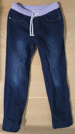 Jean fille taille 122, chaud.