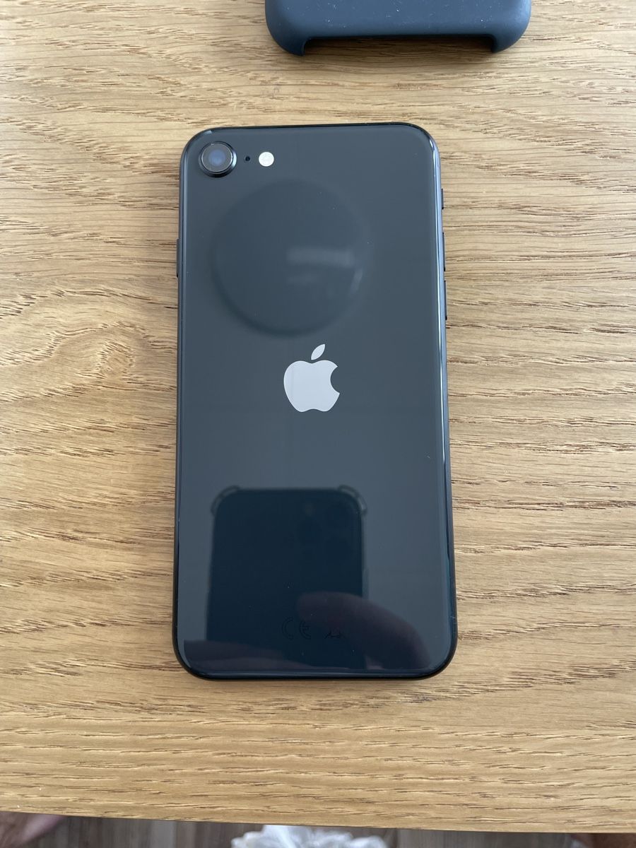Apple Telefoni cellulari / Smartphones: iPhone SE 128GB – Usato da Rümlang venduto da pio_92xb 1
