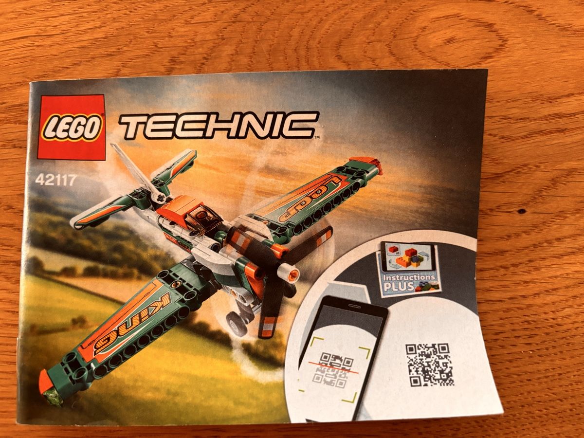 Technics Jeux de construction: LEGO Technic Flugzeug 42117 Set mit Anleitung – D'occasion à Dättlikon par MC_FK 1
