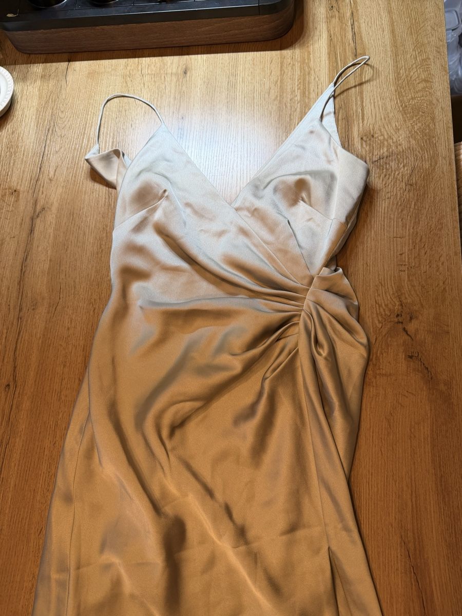 Vestiti: Elegantes Satin kleid gr 34  – Usato da Hohenrain venduto da Flysohighmybutterfly 1