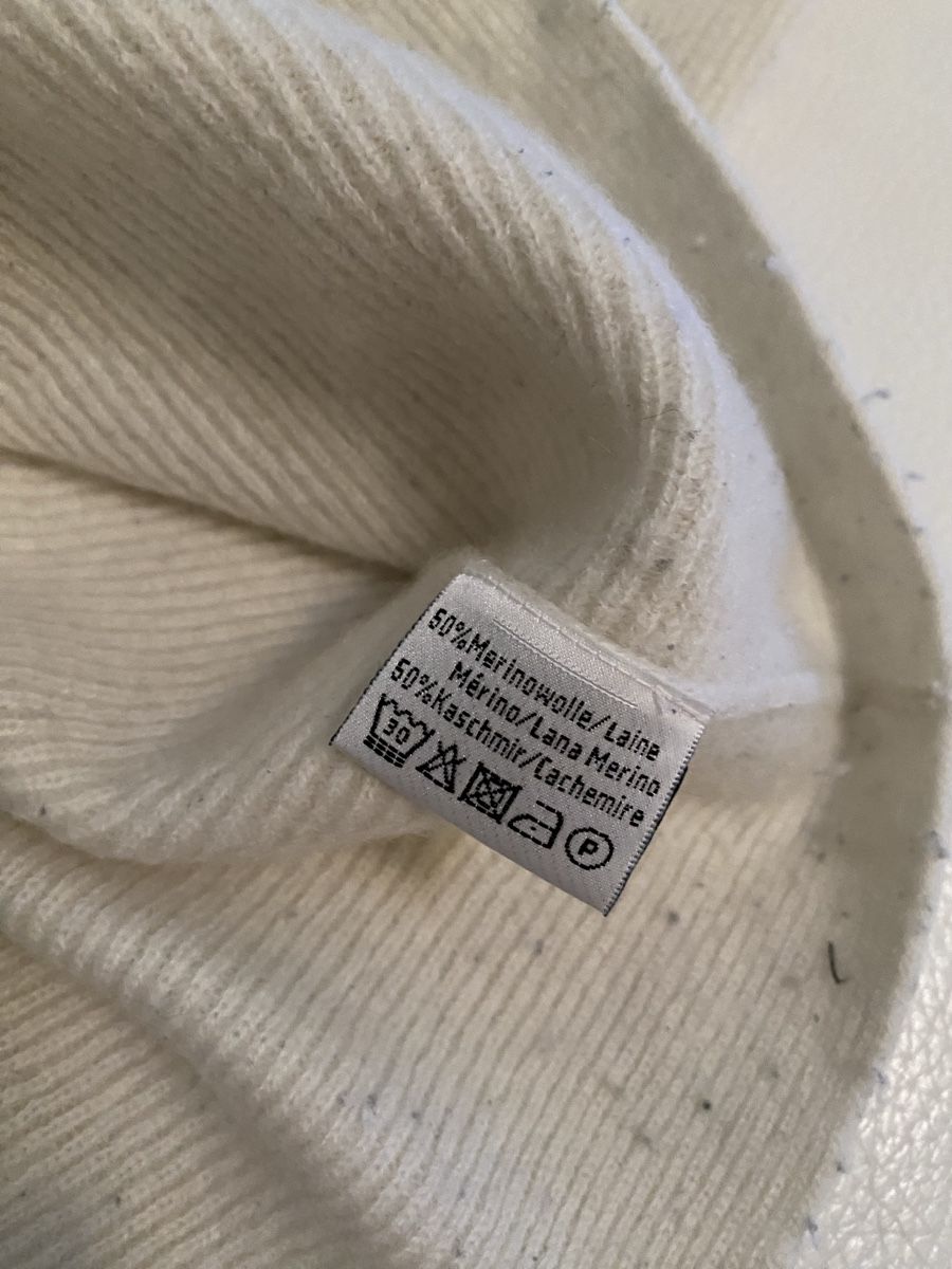 Maglioni & Felpe: Pullover aus 50% Kaschmir aus 50% Wolle – Usato da Opfikon venduto da Luis144 2