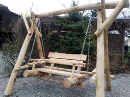 Hollywoodschaukel aus Rundholz
