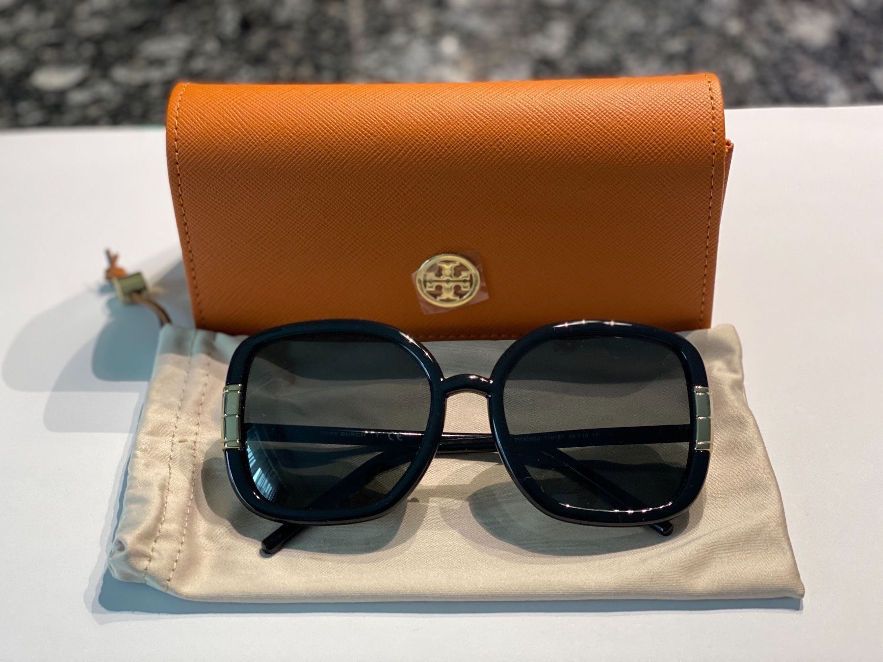 Occhiali & Lenti: Tory Burch Designer Sonnenbrille, black – Nuovo e nell'imballaggio originale da Oberaach venduto da Dandy2021 3
