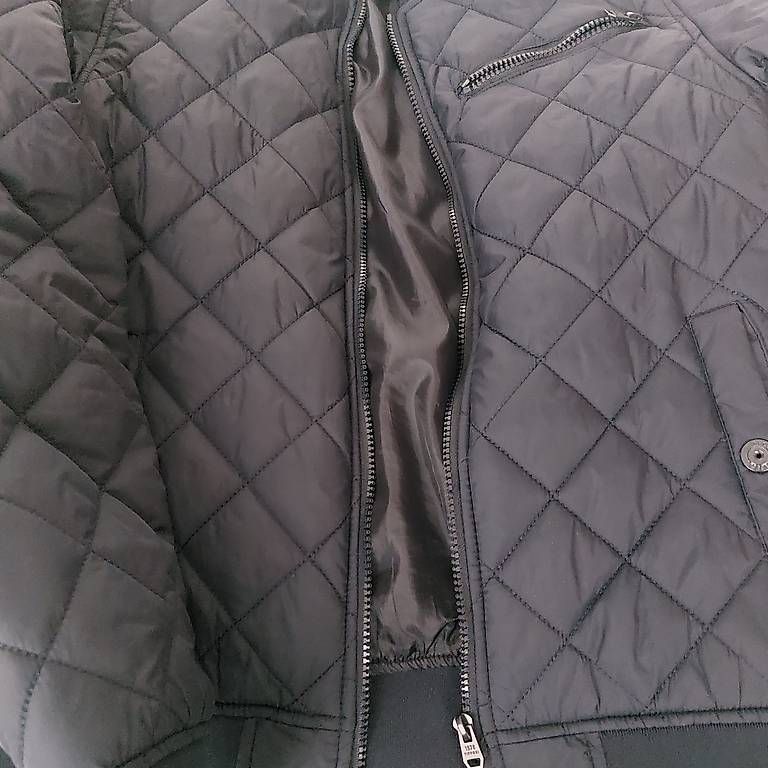 Vestes: Steppjacke schwarz – D'occasion à Bellikon par Anithom 2