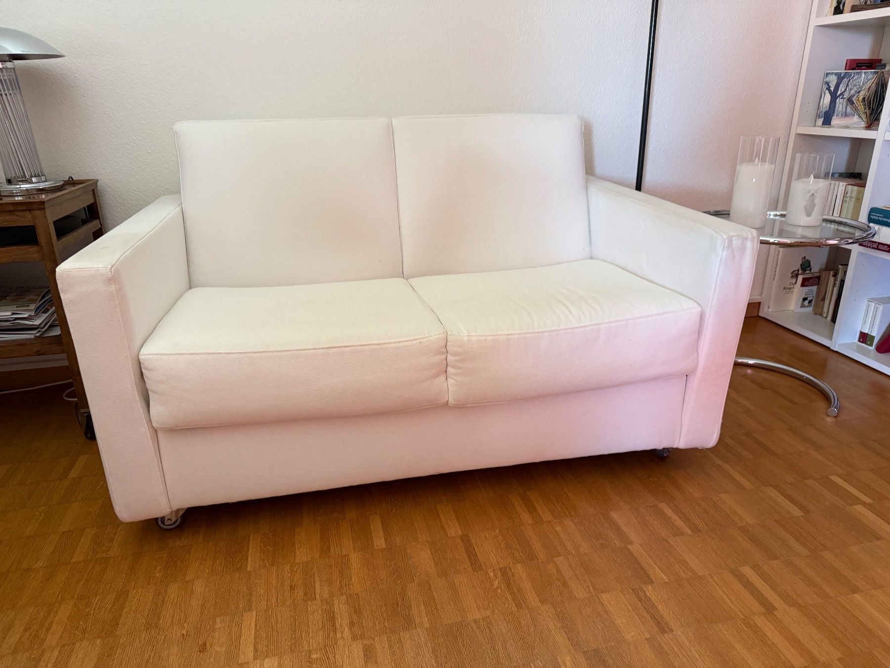 Sofas: Zweisitzer und Bettsofa – D'occasion à Zürich par kar_hjs9