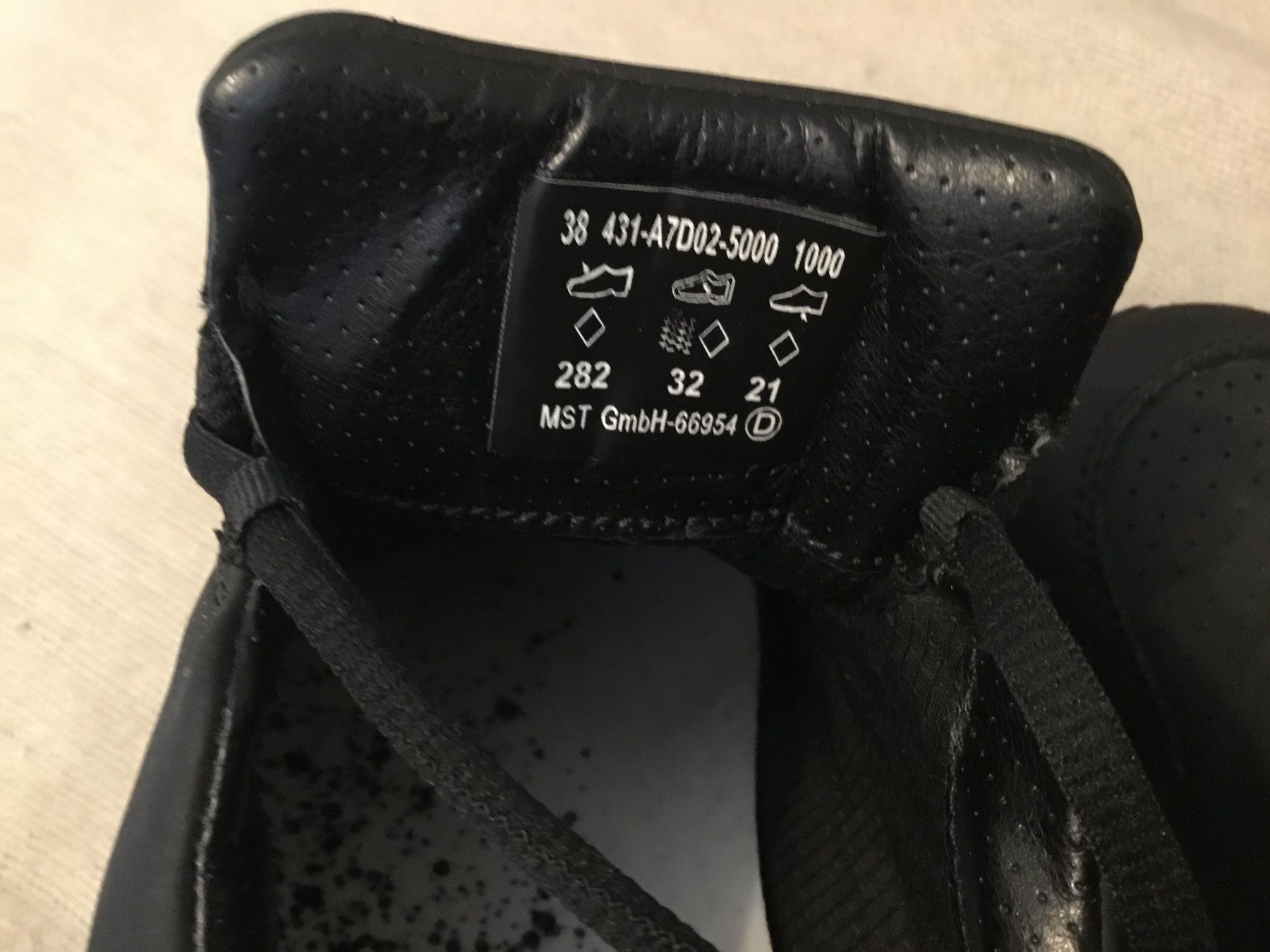 Bugatti Damenschuhe: Damenschuhe von Bugatti Gr. 38 – Gebraucht aus Diessenhofen von quinto9 5